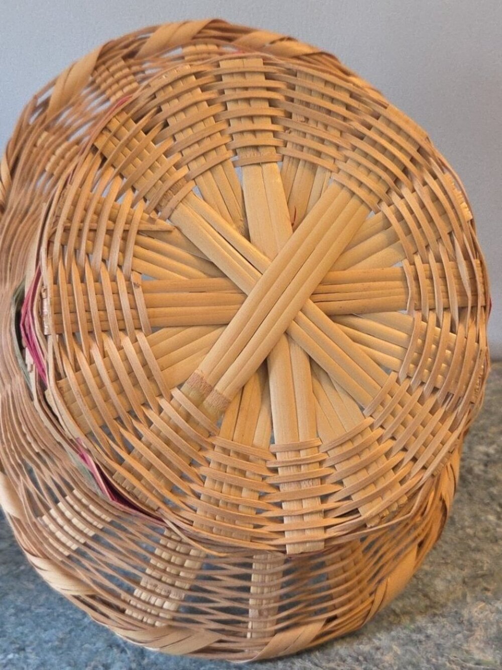 Vintage Easter Bonnet Basket Woven Wicker Pink and Green Bands Mexico - Picture 12 of 12